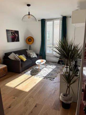 Appartement 2 Pieces Neuf Buttes Chaumont Paris